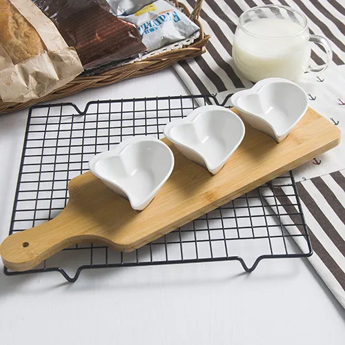 Bamboo Serving Tray /Base with 3 Heart Shape Ceramic Snack Sauce Dish 